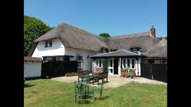White Horse Inn Andover Buitenkant foto