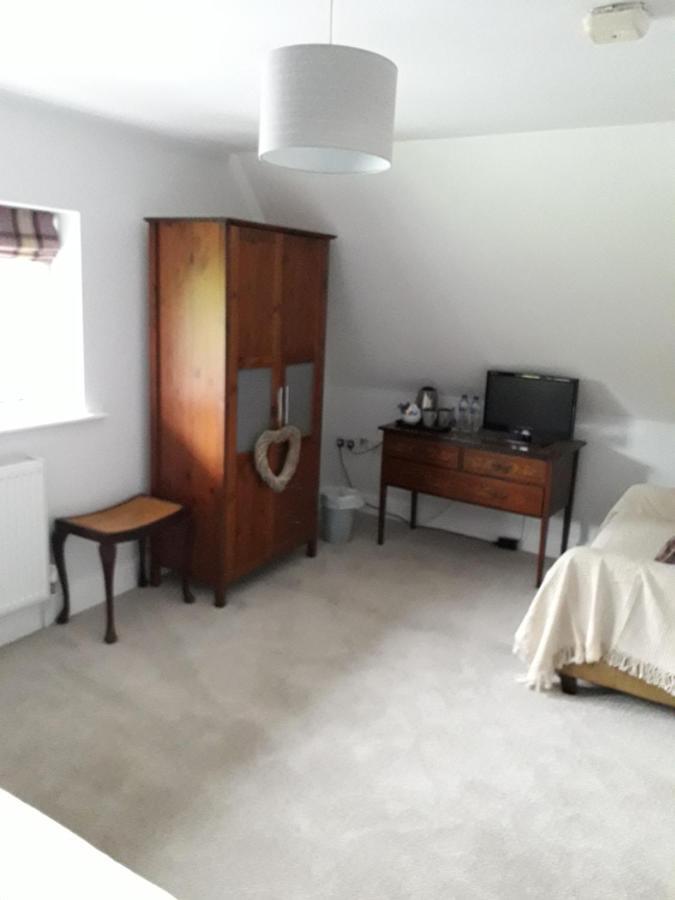 White Horse Inn Andover Buitenkant foto